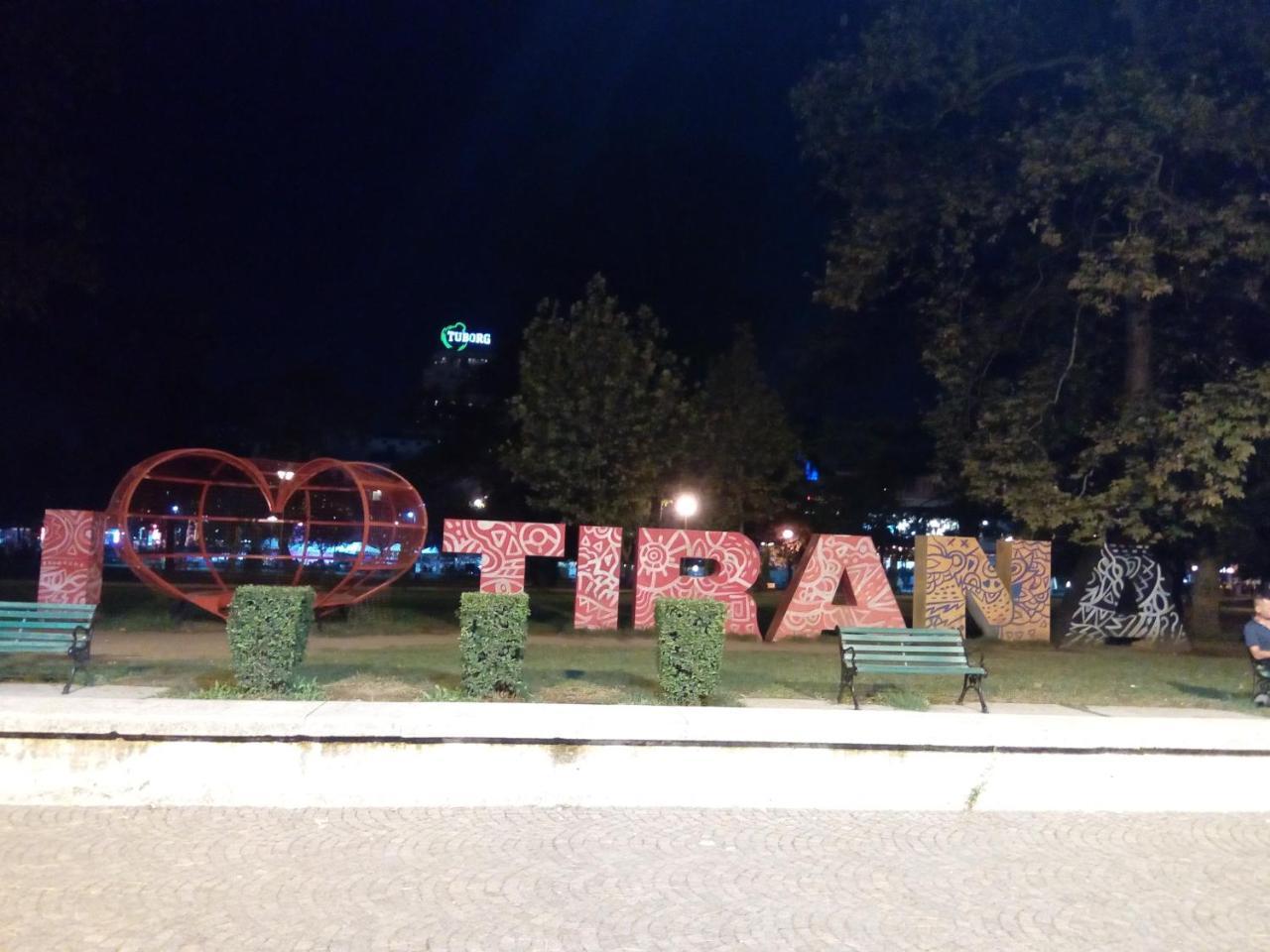 Luxury Tirana Apartment Экстерьер фото