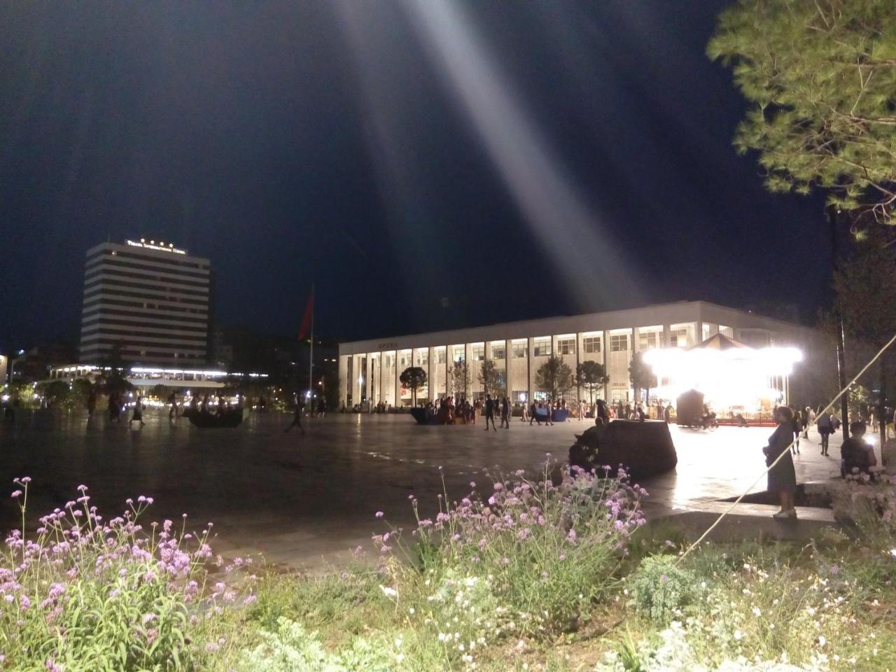 Luxury Tirana Apartment Экстерьер фото